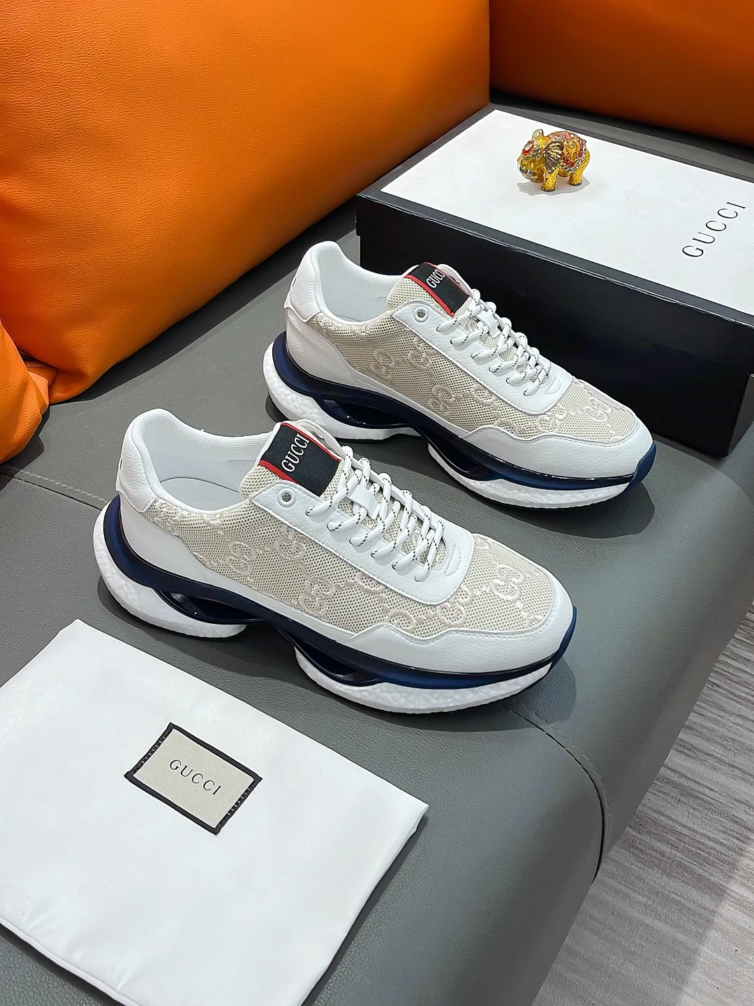 Men's shoes GUCCI "Gucci" P440 Regular size: 38-44 (casual shoes) Product materials: Selected cowhide upper, soft sheepskin lining; original outsole.